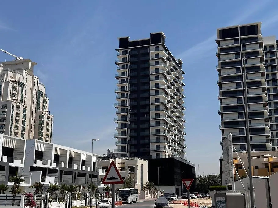 Beautiful 1Br City View Dubai 0*,