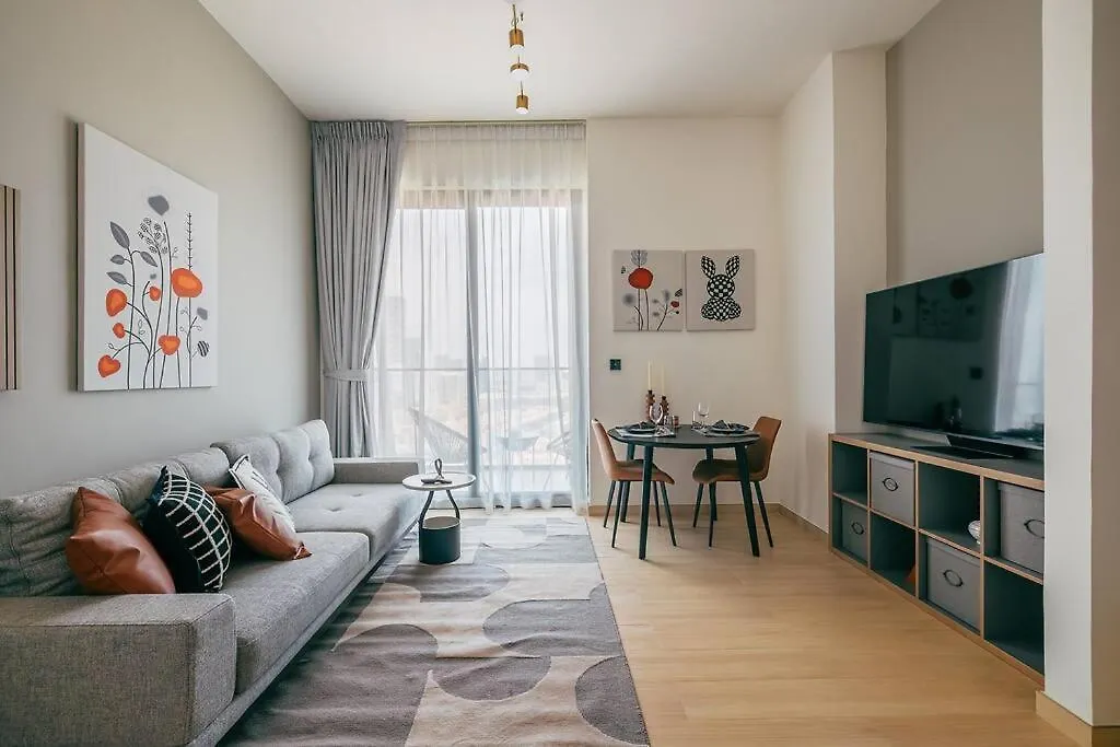 Apartment Beautiful 1Br City View Dubai