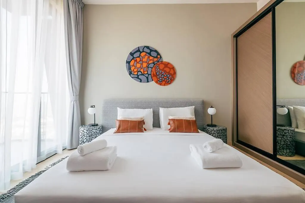 Beautiful 1Br City View Dubai Apartment