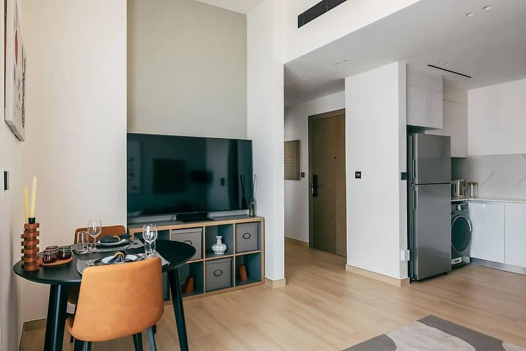 Apartment Beautiful 1Br City View Dubai